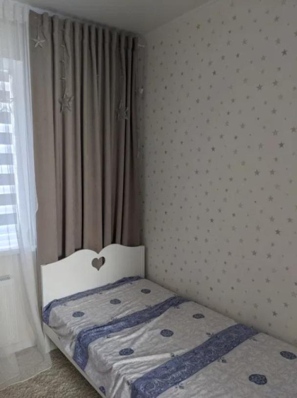 Дом, 5-кімн., Мерефа, Харьковский район