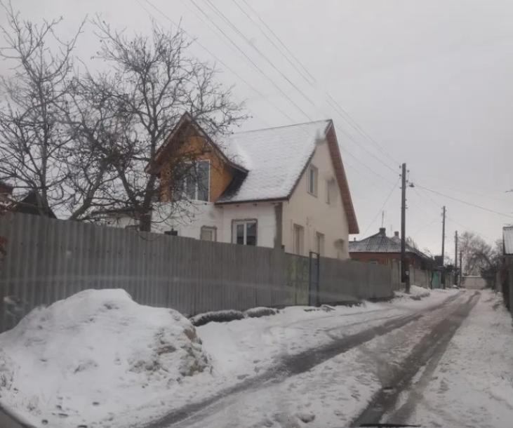 Дом, 5-кімн., Мерефа, Харьковский район