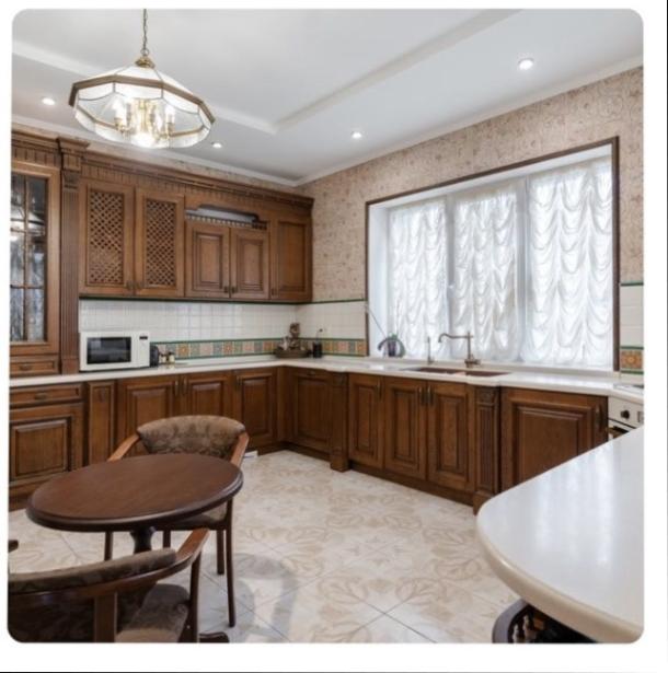 Дом, 5-кімн., Харьков, Павленки