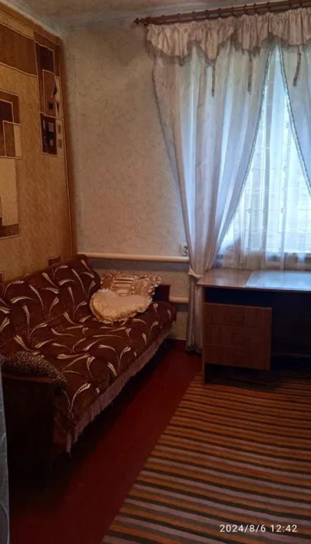 Дом, 4-кімн., Змиев, Чугуевский район