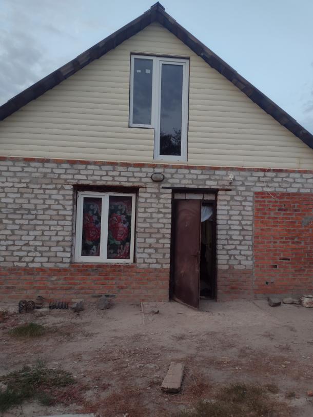 Дом, 4-кімн., Чугуев, Чугуевский район