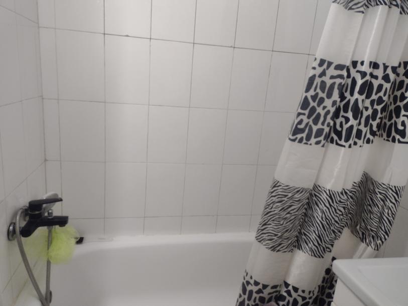 Дом, 4-кімн., Чугуев, Чугуевский район