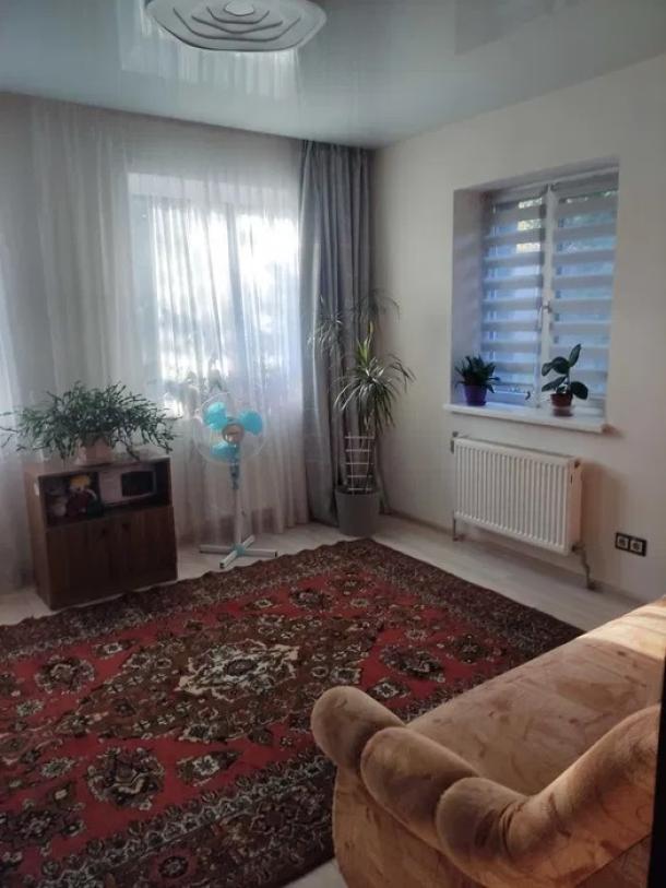 Дом, 3-кімн., Чугуев, Чугуевский район