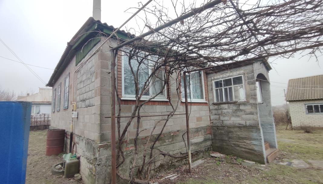 Дом, 4-кімн., Гениевка, Чугуевский район