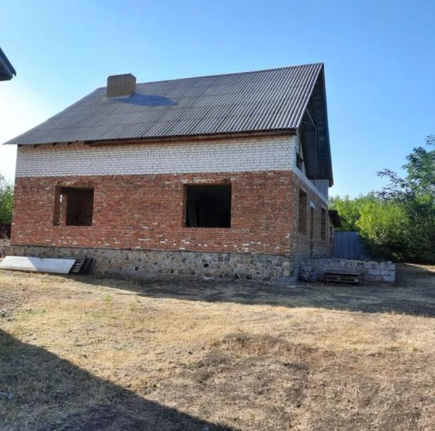 Дом, 5-кімн., Харьков, Павленки