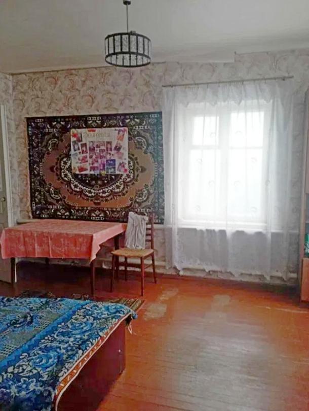 Дом, 4-кімн., Люботин, Харьковский район
