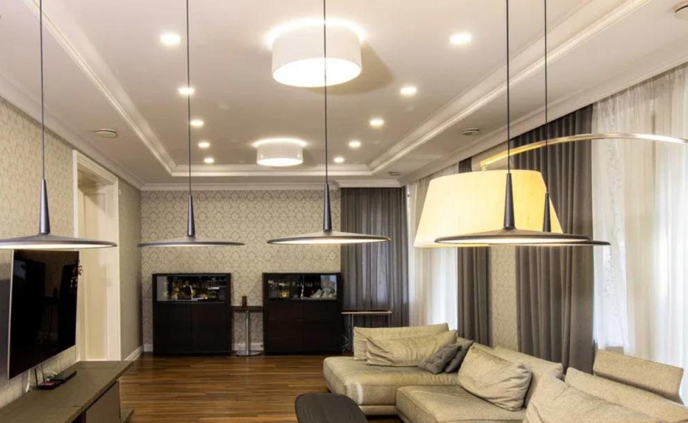 Элитный дом, 4-кімн., Харьков, Салтовка