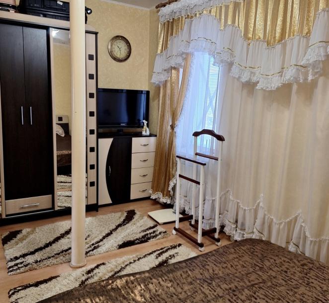 Дом, 5-кімн., Дергачи, Харьковский район
