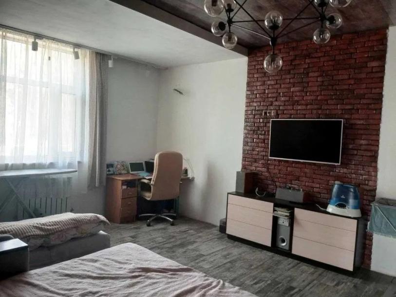 Дом, 3-кімн., Малиновка, Чугуевский район