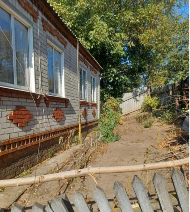 Дом, 4-кімн., Пивденное (Харьк.), Харьковский район