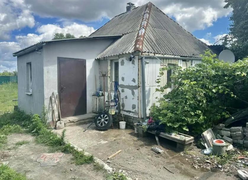 Дом, 3-кімн., Харьков, Жихарь