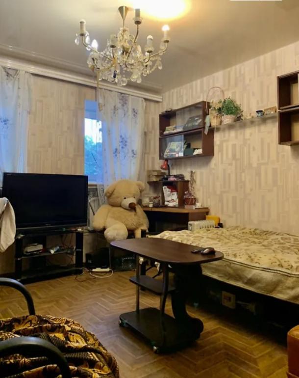 Дом, 3-кімн., Харьков, Жихарь