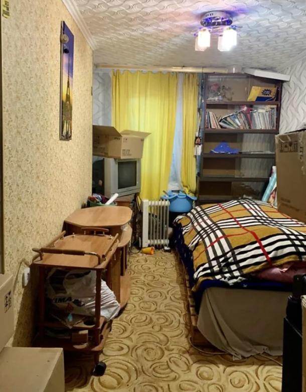 Дом, 3-кімн., Харьков, Жихарь