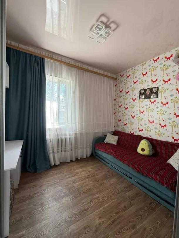 Дом, 5-кімн., Каменная Яруга, Чугуевский район