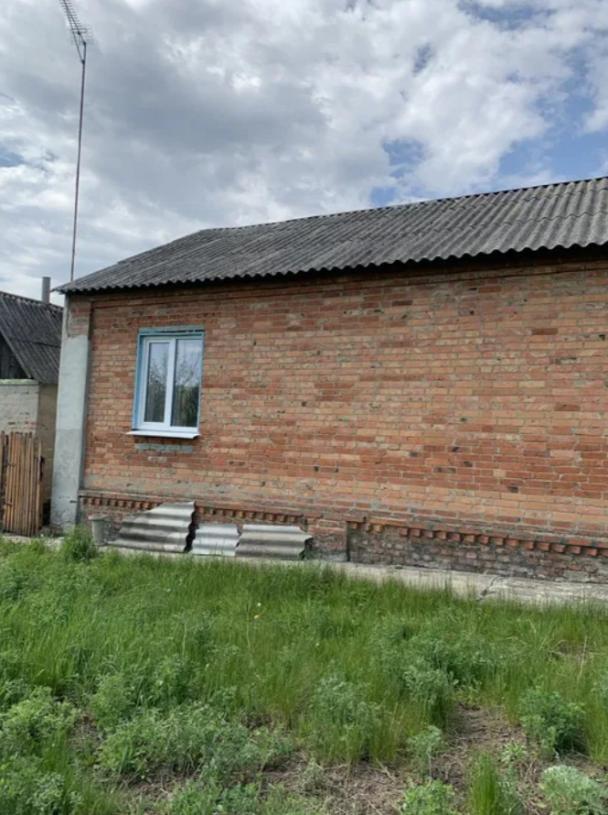 Дом, 4-кімн., Люботин, Харьковский район