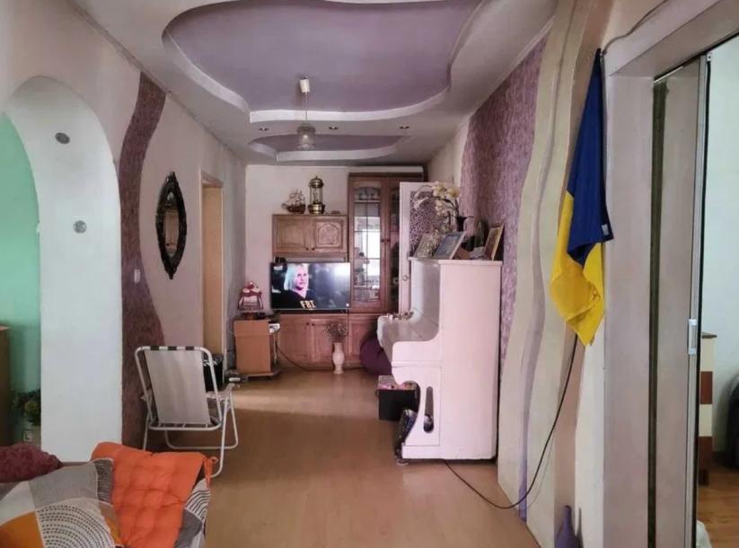 Дом, 4-кімн., Харьков, Одесская