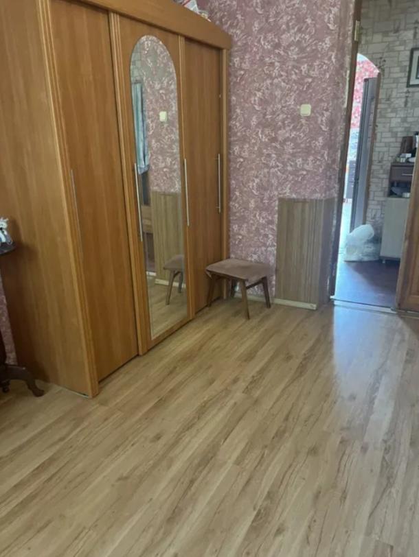 Дом, 5-кімн., Мерефа, Харьковский район