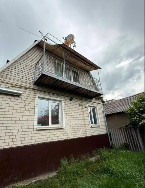 Дом, 4-кімн., Харьков, Песочин