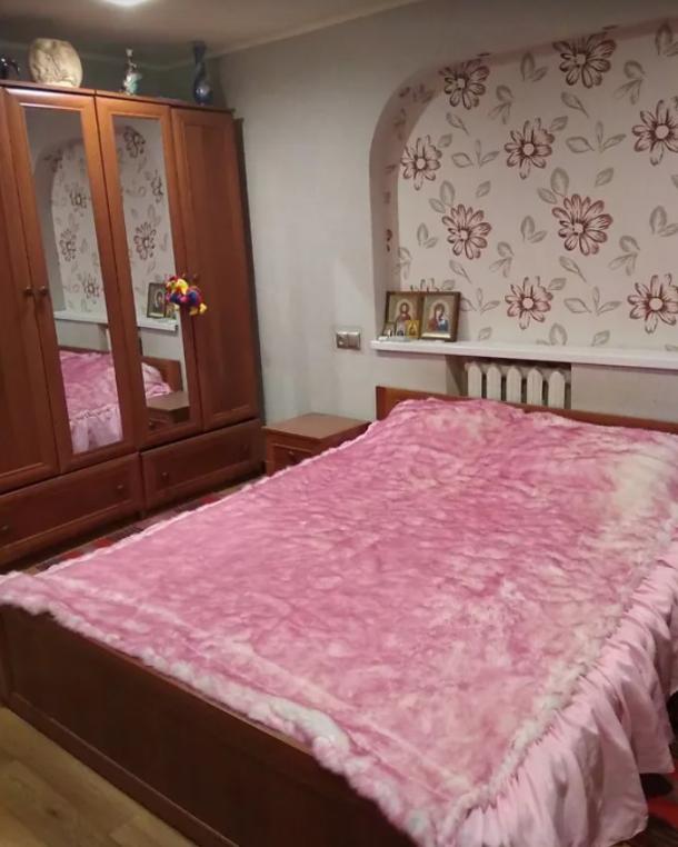 Дом, 3-кімн., Харьков, Павлово Поле
