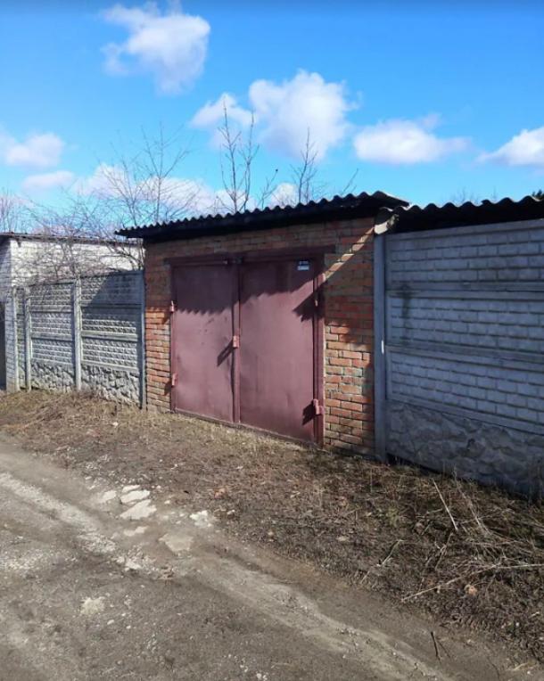 Дом, 3-кімн., Харьков, Павлово Поле