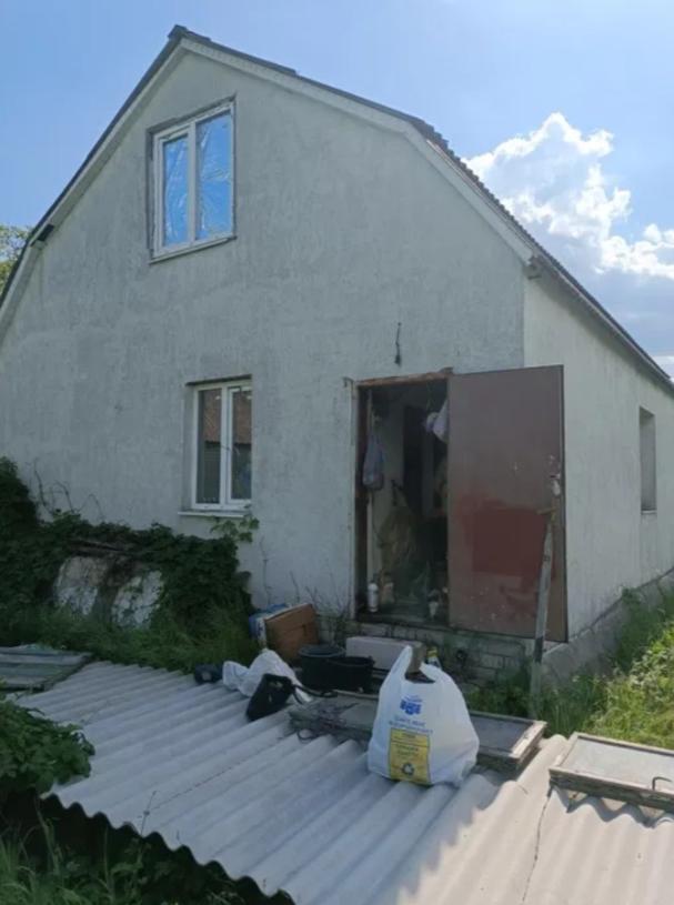 Дом, 3-кімн., Харьков, Жихарь