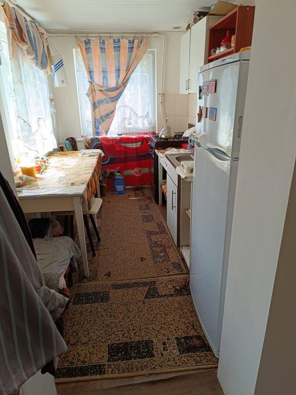 Дом, 3-кімн., Харьков, Песочин