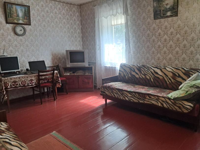 Дом, 4-кімн., Харьков, Песочин