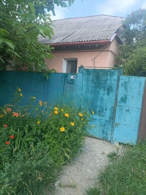 Дом, 3-кімн., Харьков, Ледное