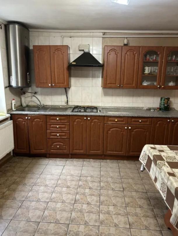 Дом, 4-кімн., Харьков, Большая Даниловка