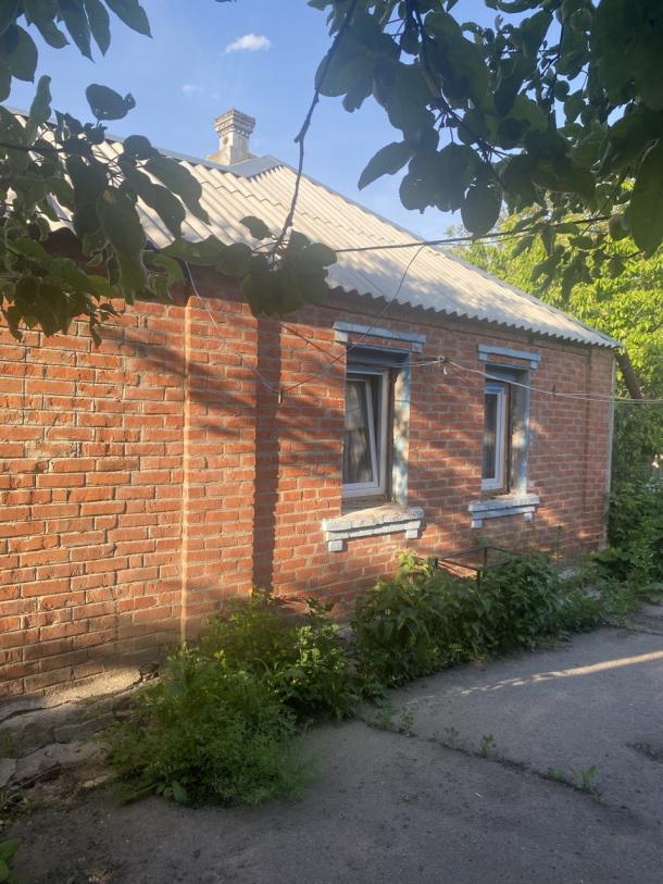Дом, 3-кімн., Харьков, Рогань жилмассив