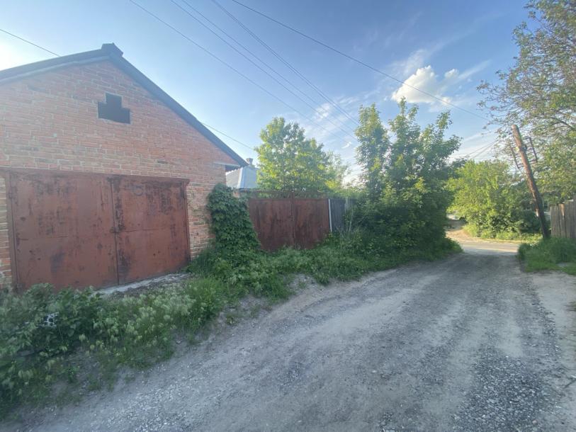 Дом, 3-кімн., Харьков, Рогань жилмассив