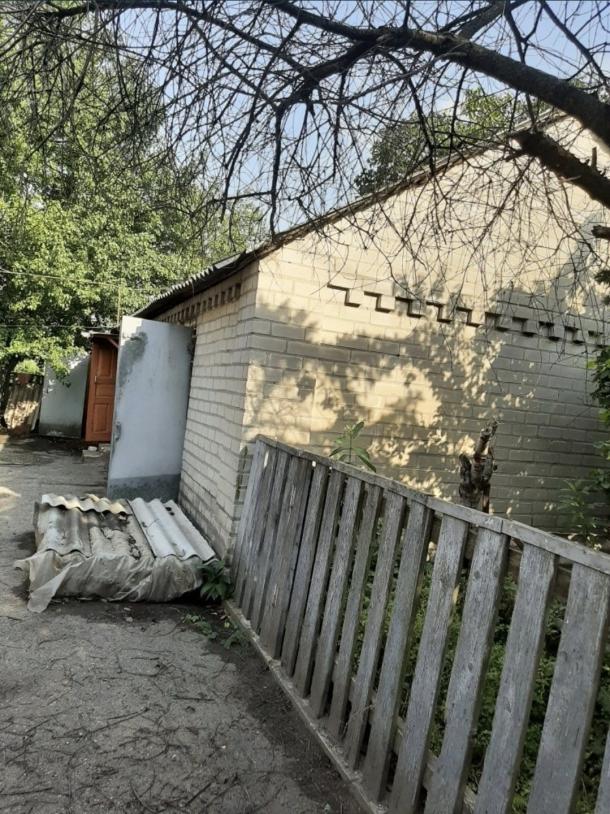 Дом, 4-кімн., Харьков, Жихарь