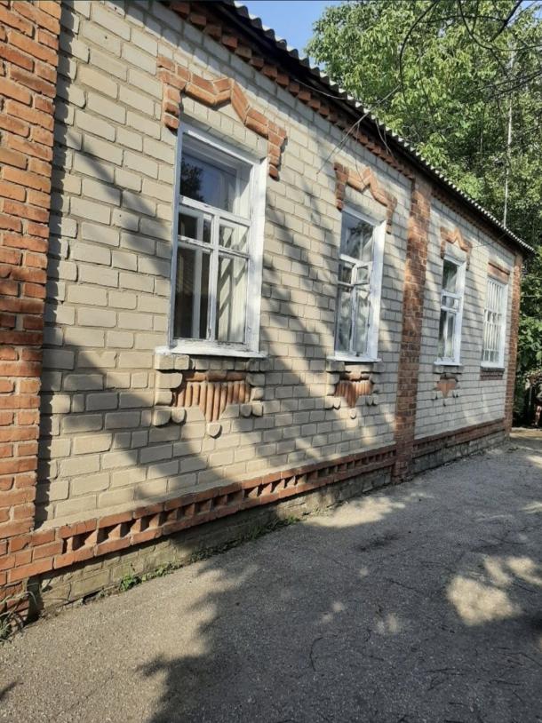 Дом, 4-кімн., Харьков, Жихарь