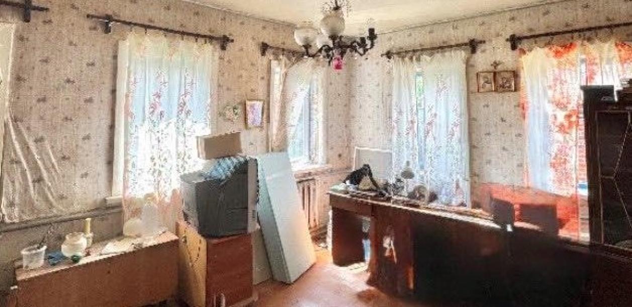 Дом, 3-кімн., Харьков, Рогань жилмассив