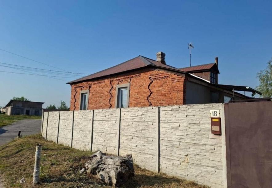 Дом, 4-кімн., Буды, Харьковский район