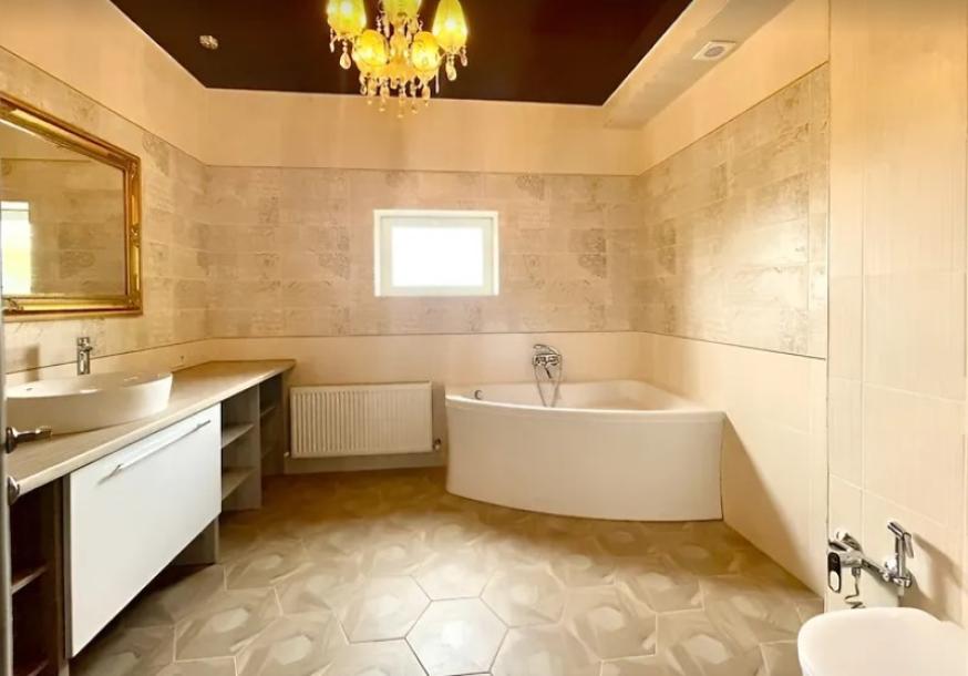 Таунхаус, 5-кімн., Харьков, 519м/р