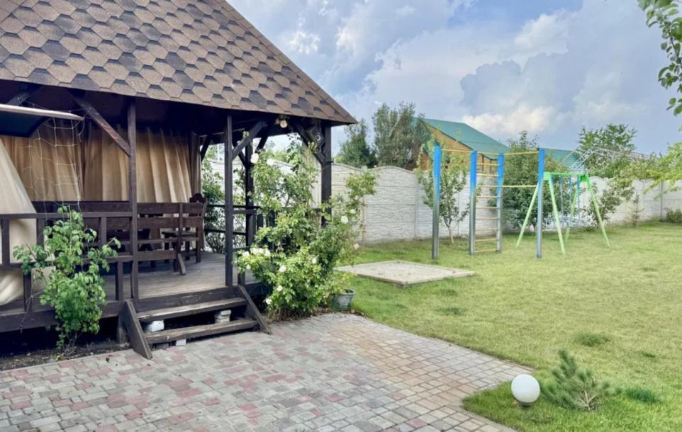 Дом, 6-кімн., Рогань, Харьковский район
