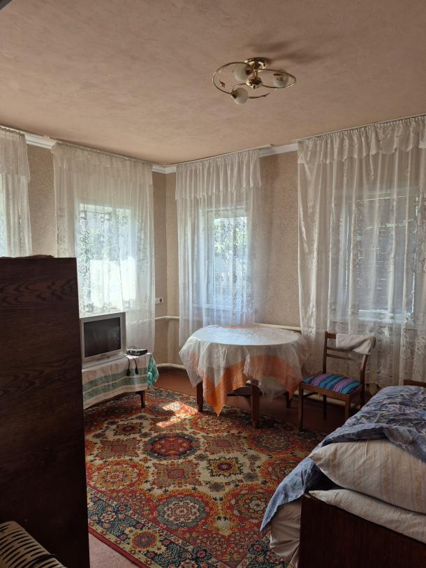 Дом, 3-кімн., Харьков, Жихарь