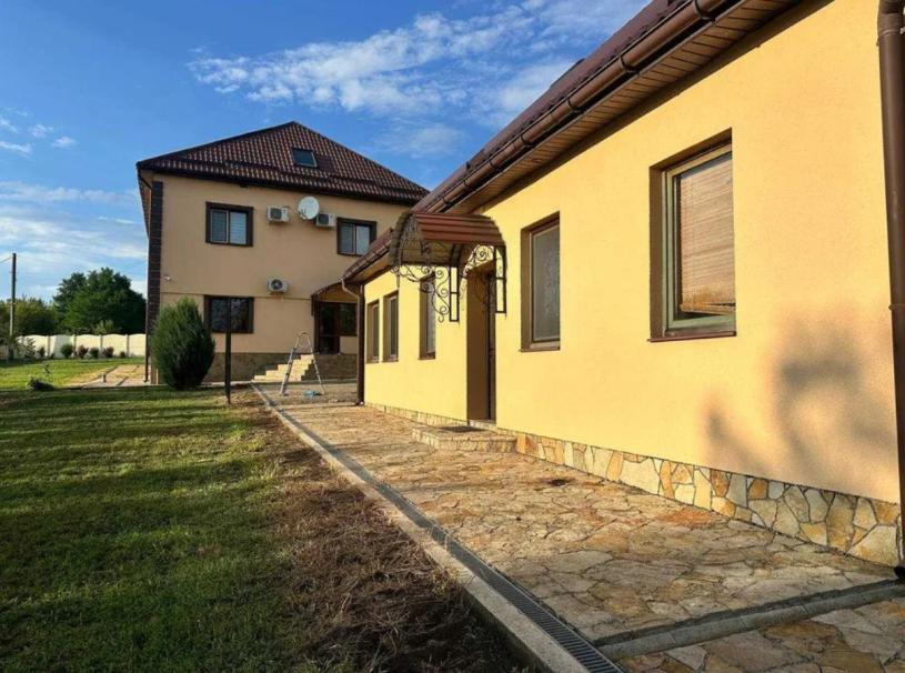 Дом, 5-кімн., Бабаи, Харьковский район