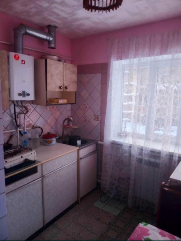 Дом, 3-кімн., Люботин, Харьковский район