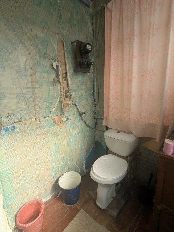 Дом, 3-кімн., Харьков, Новозападный