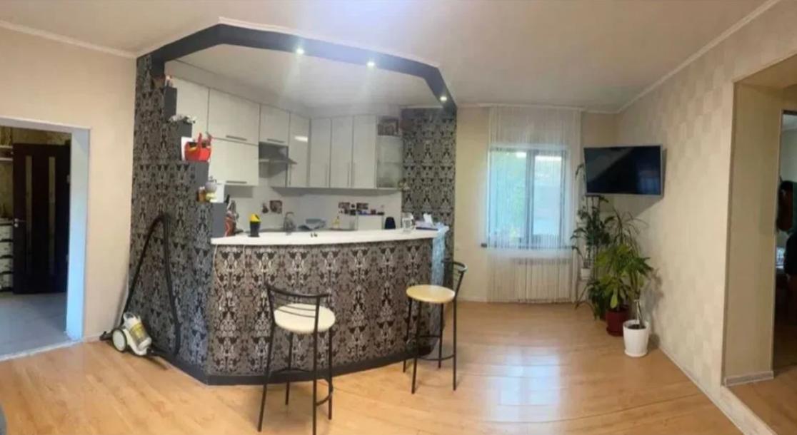 Дом, 3-кімн., Лизогубовка, Харьковский район