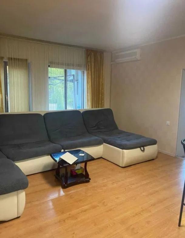 Дом, 3-кімн., Лизогубовка, Харьковский район