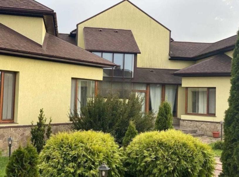 Элитный дом, 8-кімн., Харьков, Залютино