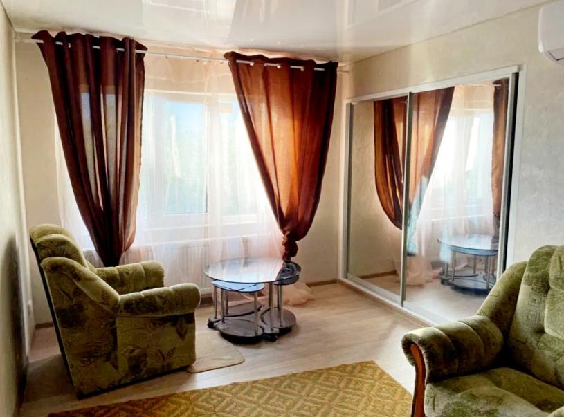 Дом на 2 входа, 4-кімн., Мерефа, Харьковский район