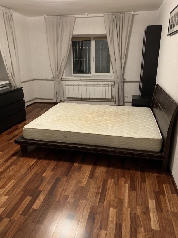 Дом, 5-кімн., Люботин, Харьковский район