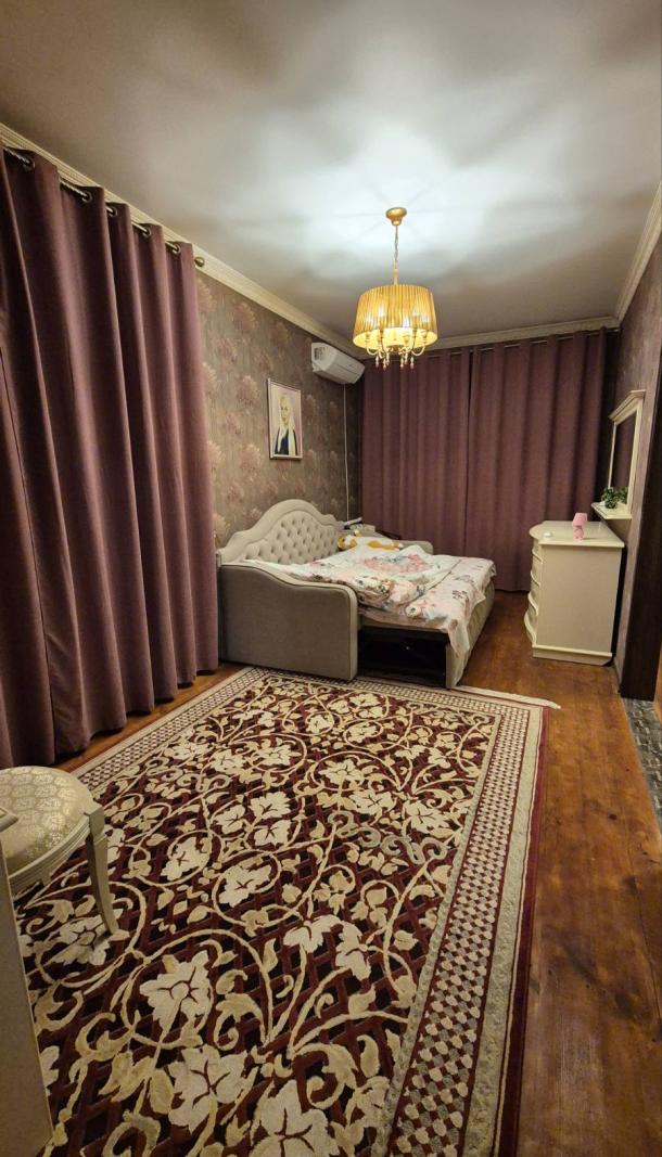 Дом, 7-кімн., Харьков, Восточный