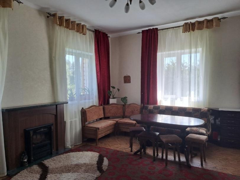 Дом, 8-кімн., Подворки, Харьковский район