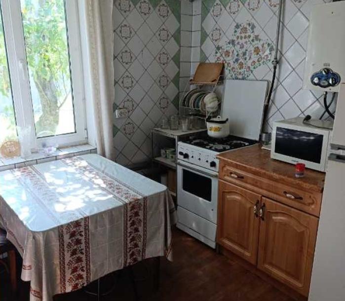 Дом, 3-кімн., Харьков, Жихарь