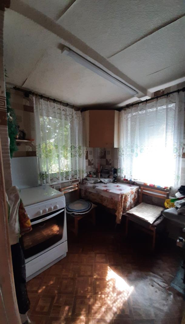 Дом, 6-кімн., Мерефа, Харьковский район